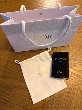 Dior Sauvage Elixir & Gift Bag & Drawstring Pouch